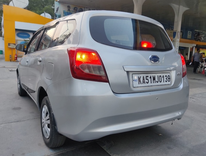 front_right_view