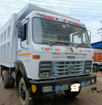 front_right_view